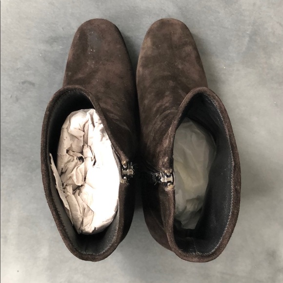 Dark brown Prada boots - Picture 3 of 7